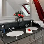 La Demeure De L'ile Nocleg ze śniadaniem 4*