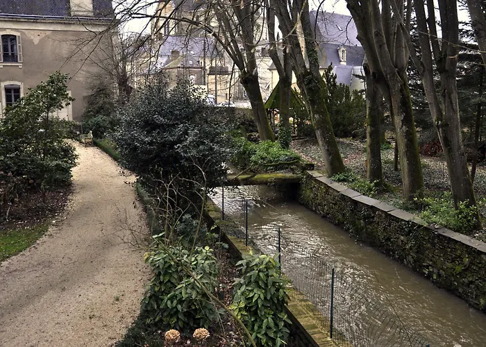 B&B La Demeure De L'ile Craon (Mayenne)