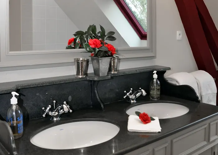 La Demeure De L'ile B&B